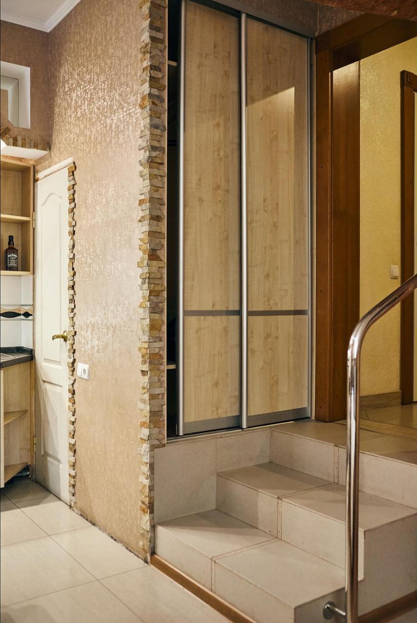 Center Сozy Apartment Виниця Екстериор снимка