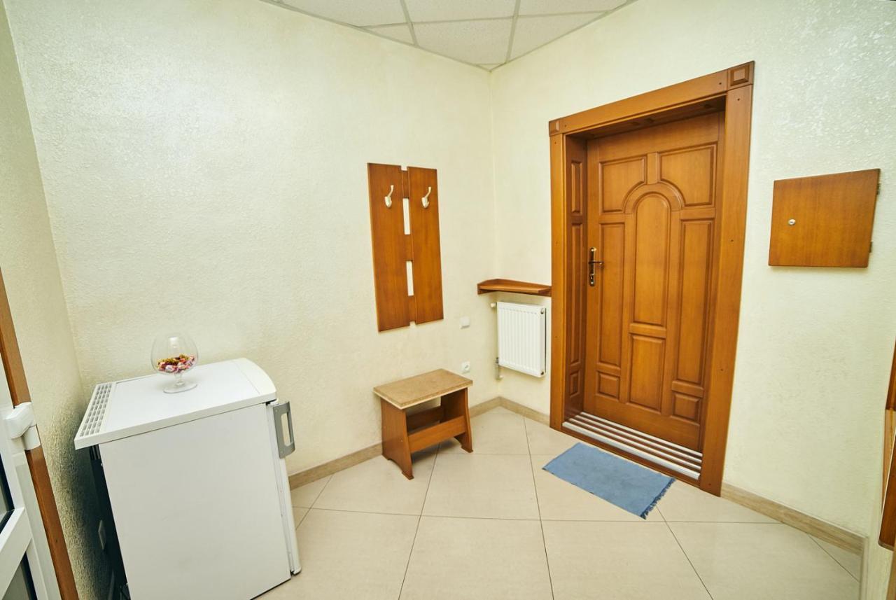 Center Сozy Apartment Виниця Екстериор снимка